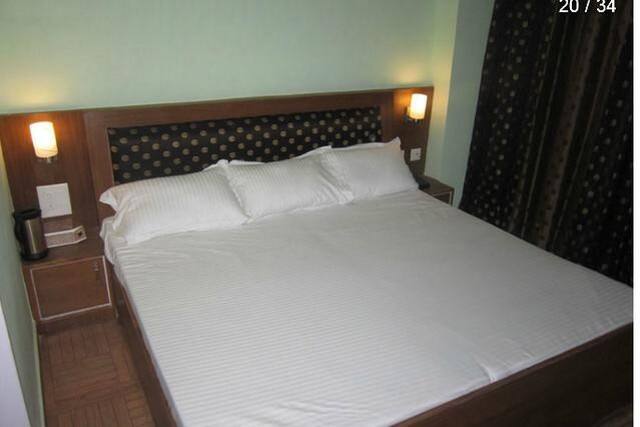 Hotel Vishwas Residency, Agra 5